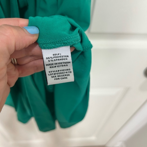 Green Sleeveless Wrap Romper - Picture 7 of 8